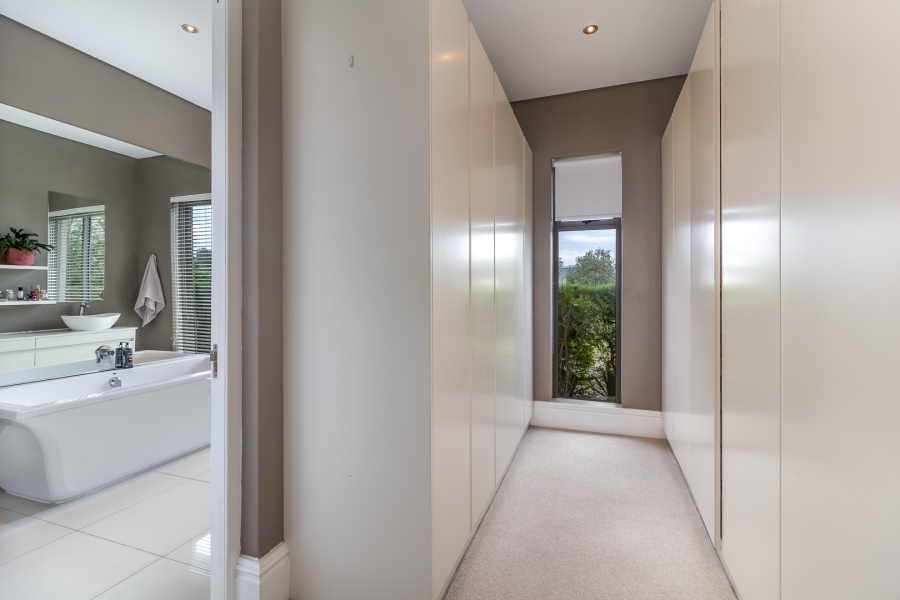 4 Bedroom Property for Sale in Pearl Valley at Val de Vie Western Cape